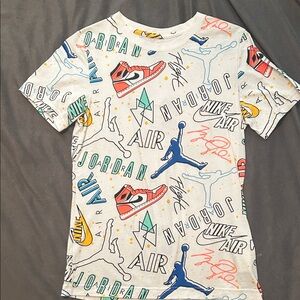 Nike Kids Graphic Tee - White with Multicolor Print